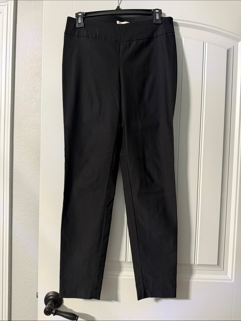 Women's Black Skinny Pull-On Pants